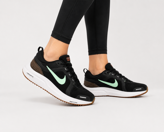 Nike Air Zoom Vomero 16 Baskets