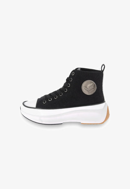 Kaporal Christa Baskets