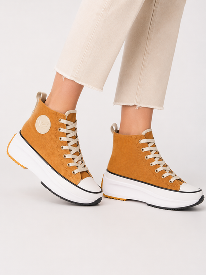 Kaporal Christa Baskets